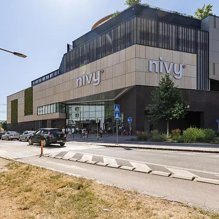 Urban Nivy Retreat براتسيلافا