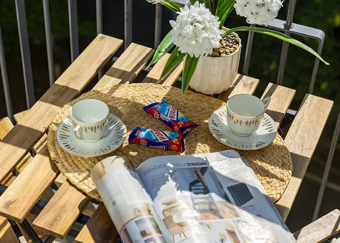 Urban Nivy Retreat * براتسيلافا