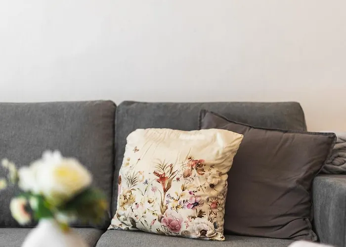 Urban Nivy Retreat براتسيلافا