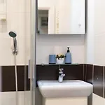 Urban Nivy Retreat
