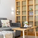 アパート Urban Nivy Retreat