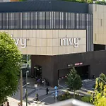 Urban Nivy Retreat アパート